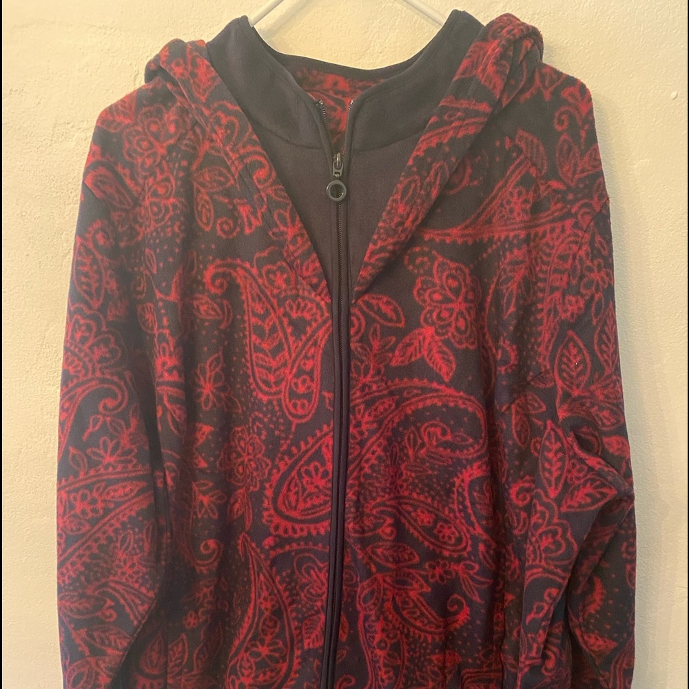 Susan Graver Sweatshirt